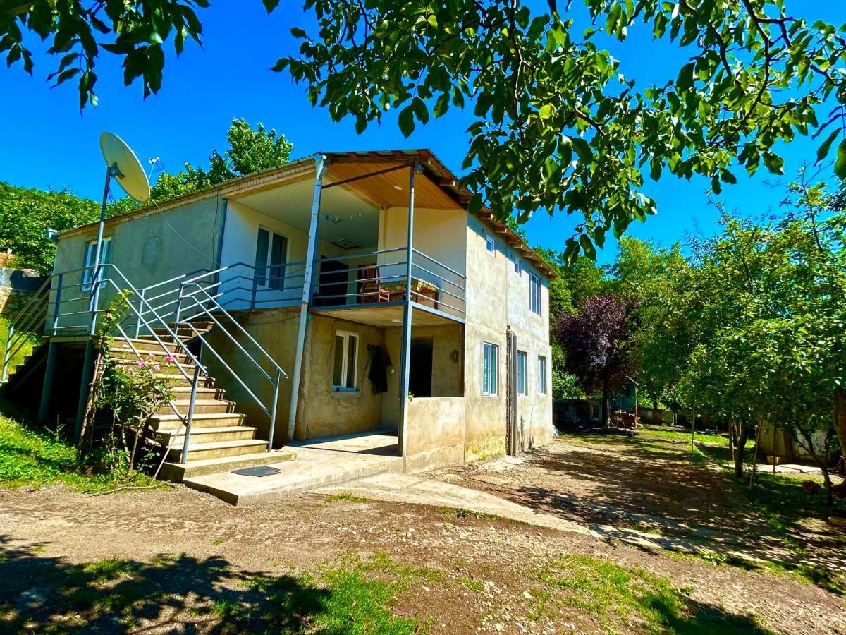 Vaso'S Guesthouse Katskhi Eksteriør bilde